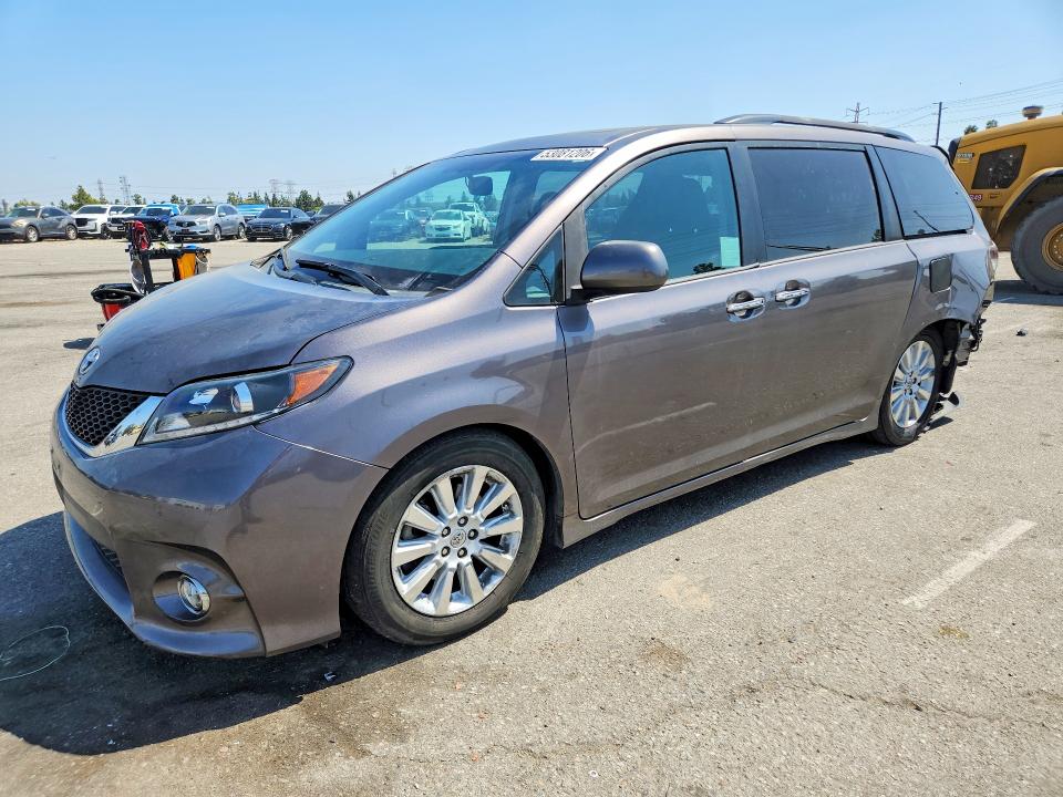 2016 Toyota Sienna მანქანა იყიდება აუქციონზე, vin: 5TDXK3DC3GS698318, აუქციონის ნომერი: 53081206