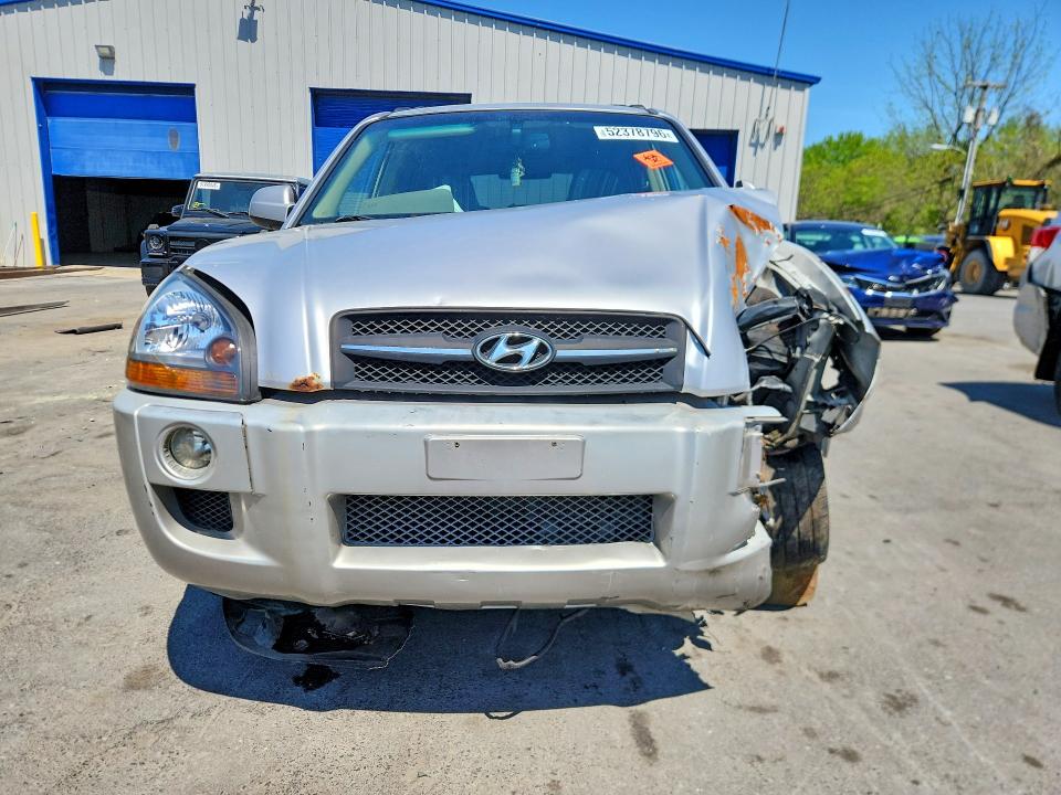 2006 Hyundai Tucson მანქანა იყიდება აუქციონზე, vin: KM8JN72D26U313417, აუქციონის ნომერი: 52378796