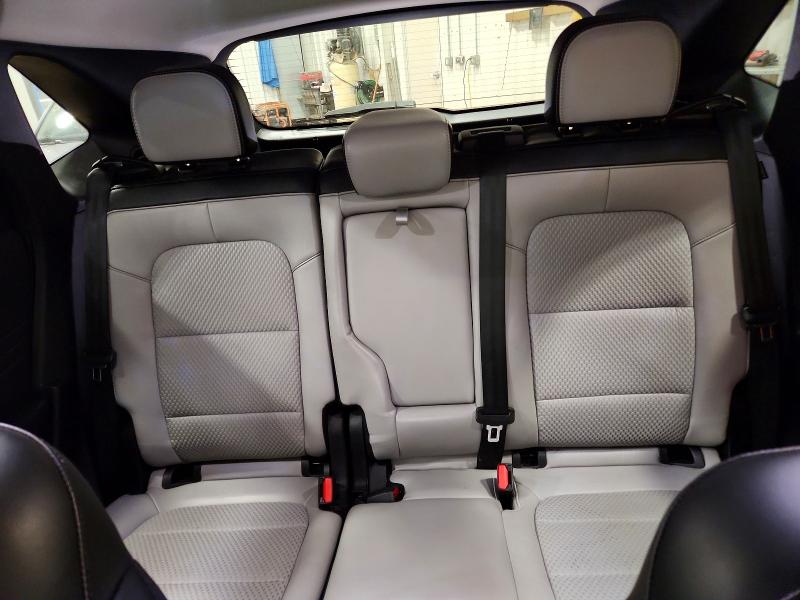 Продажа на аукционе авто 2023 Ford Escape, vin: 1FMCU0E10PUA67702, номер лота: 53069406