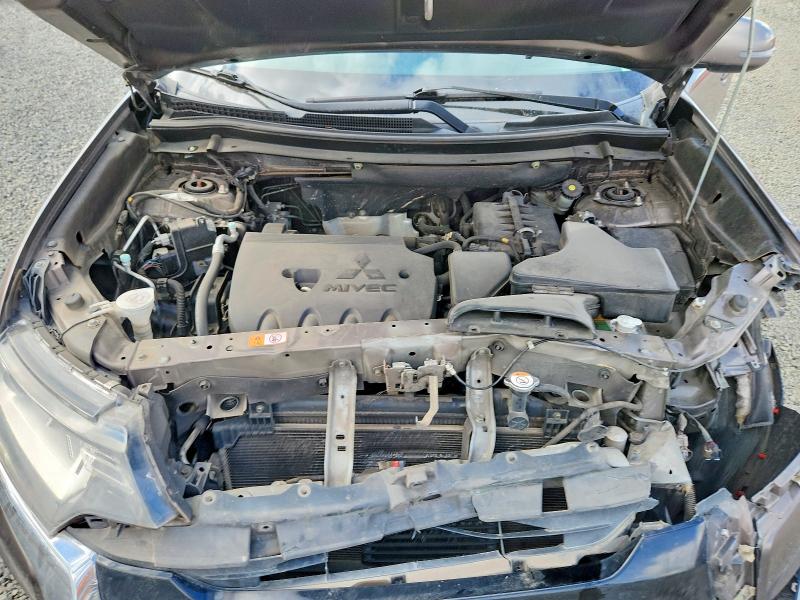 2016 Mitsubishi Outlander მანქანა იყიდება აუქციონზე, vin: JA4AZ3A31GZ011027, აუქციონის ნომერი: 54448256