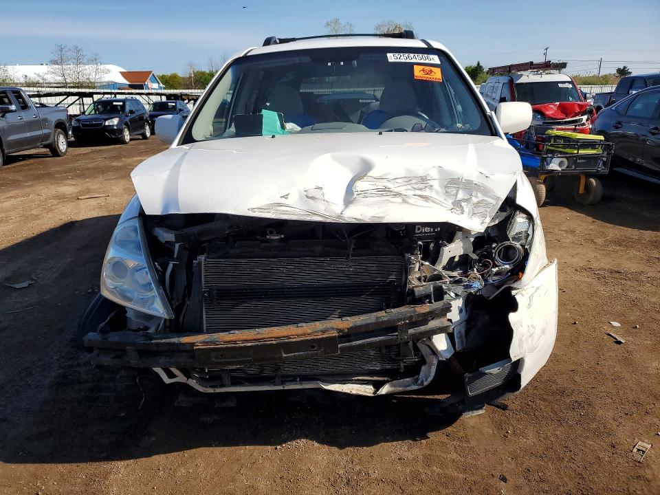 Продажа на аукционе авто 2007 Kia Sedona, vin: KNDMB233076184179, номер лота: 52564506