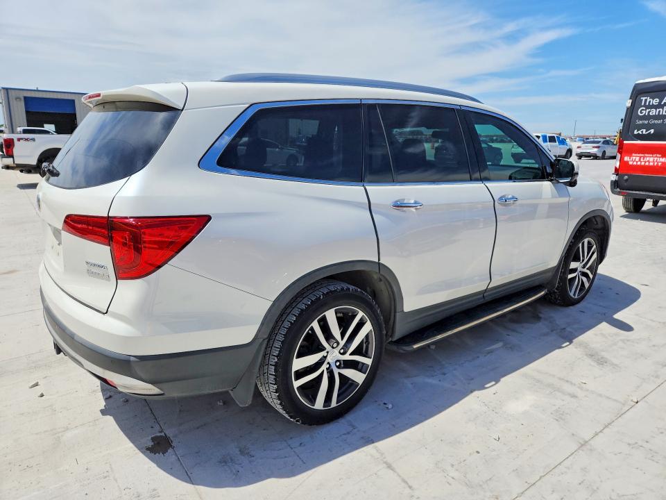 Продажа на аукционе авто 2018 Honda Pilot, vin: 5FNYF5H98JB013552, номер лота: 52576126