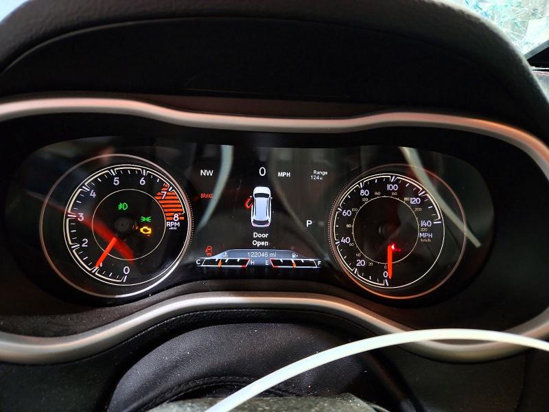 52598136 :رقم المزاد ، 1C4PJMBS5HW544262 vin ، 2017 Jeep Cherokee مزاد بيع