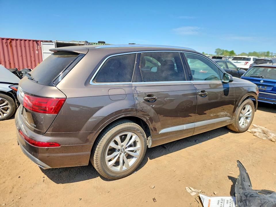 55016176 :رقم المزاد ، WA1LHAF76JD028132 vin ، 2018 Audi Q7 مزاد بيع