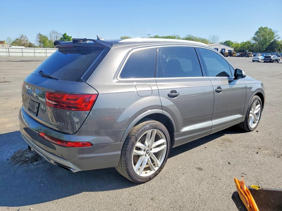 2018 Audi Q7 მანქანა იყიდება აუქციონზე, vin: WA1VAAF76JD034395, აუქციონის ნომერი: 52077966