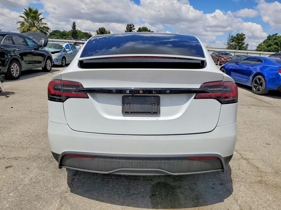 2023 Tesla Model X მანქანა იყიდება აუქციონზე, vin: 7SAXCAE5XPF425711, აუქციონის ნომერი: 55059056