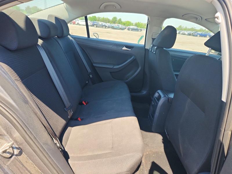 51842406 :رقم المزاد ، 3VW167AJ2GM319486 vin ، 2016 Volkswagen Jetta مزاد بيع