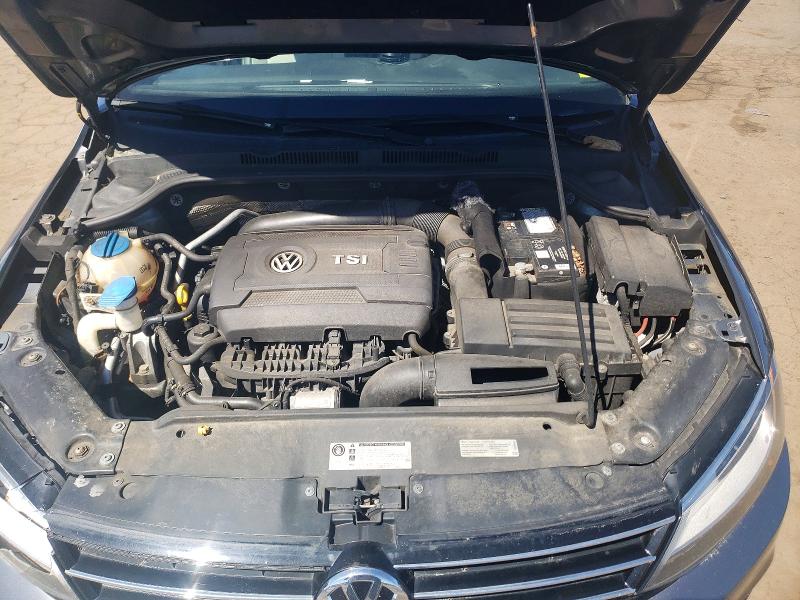 2015 Volkswagen Jetta მანქანა იყიდება აუქციონზე, vin: 3VWD17AJXFM225222, აუქციონის ნომერი: 52812866