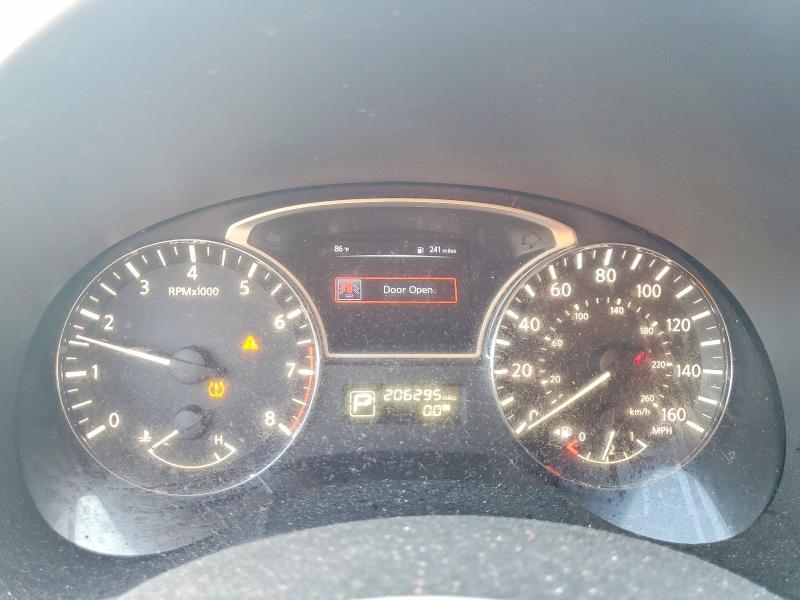 2015 Nissan Altima მანქანა იყიდება აუქციონზე, vin: 1N4AL3AP8FN334500, აუქციონის ნომერი: 53761936