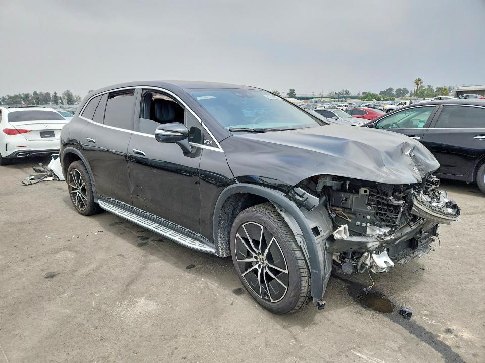 2023 Mercedes-benz Eqs Suv მანქანა იყიდება აუქციონზე, vin: 4JGDM2DB3PA009983, აუქციონის ნომერი: 53304006