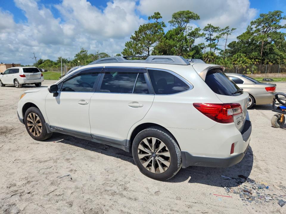 54111896 :رقم المزاد ، 4S4BSANC5F3237940 vin ، 2015 Subaru Outback مزاد بيع