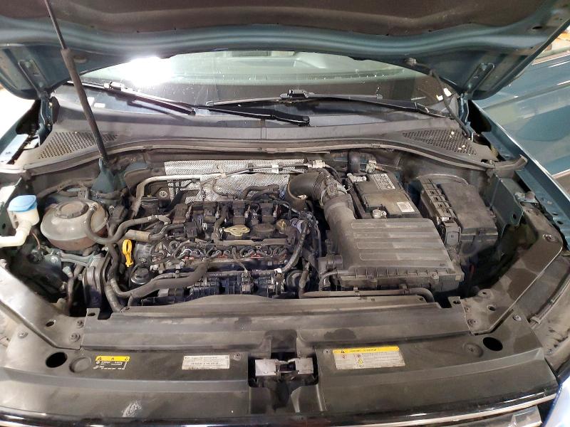 52849556 :رقم المزاد ، 3VV3B7AX7MM060048 vin ، 2021 Volkswagen Tiguan مزاد بيع