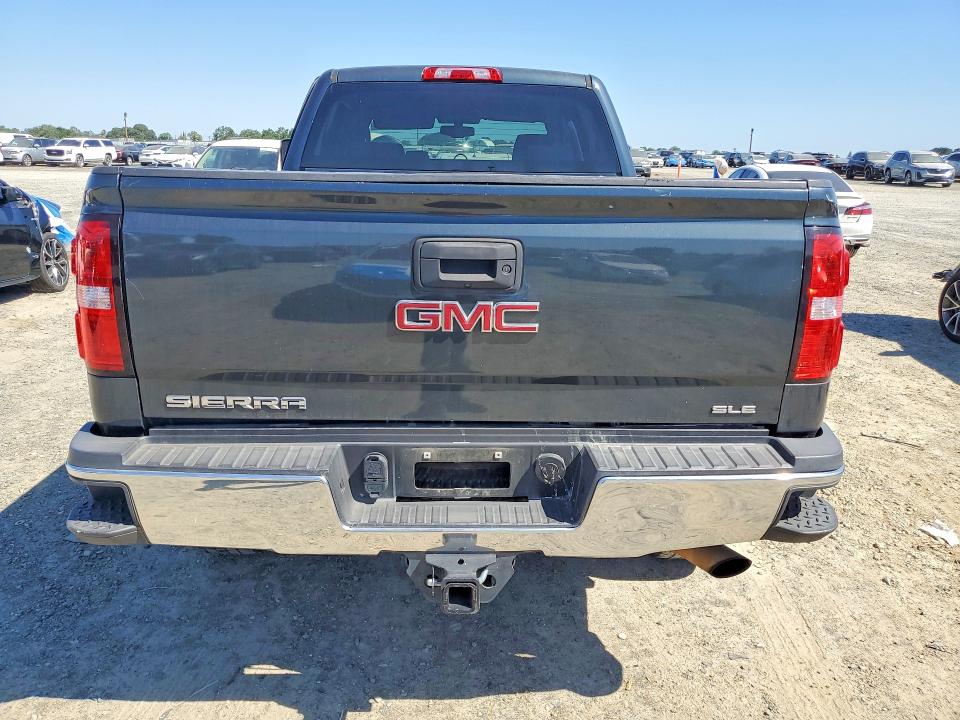 53645706 :رقم المزاد ، 1GT12SEG6HF178956 vin ، 2017 Gmc Sierra مزاد بيع