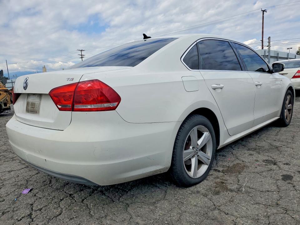 Продажа на аукционе авто 2014 Volkswagen Passat, vin: 1VWAT7A35EC052188, номер лота: 51571586