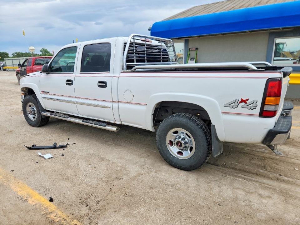 52735826 :رقم المزاد ، 1GTGK23U54F233572 vin ، 2004 Gmc Sierra مزاد بيع