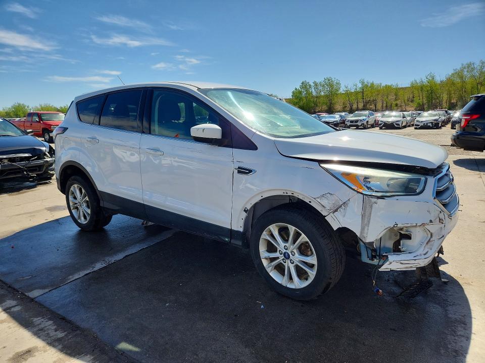 Продажа на аукционе авто 2017 Ford Escape, vin: 1FMCU9G95HUB05370, номер лота: 52931206