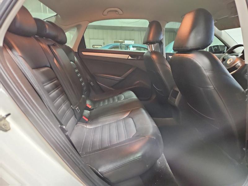 2013 Volkswagen Passat მანქანა იყიდება აუქციონზე, vin: 1VWAH7A32DC056697, აუქციონის ნომერი: 51585806
