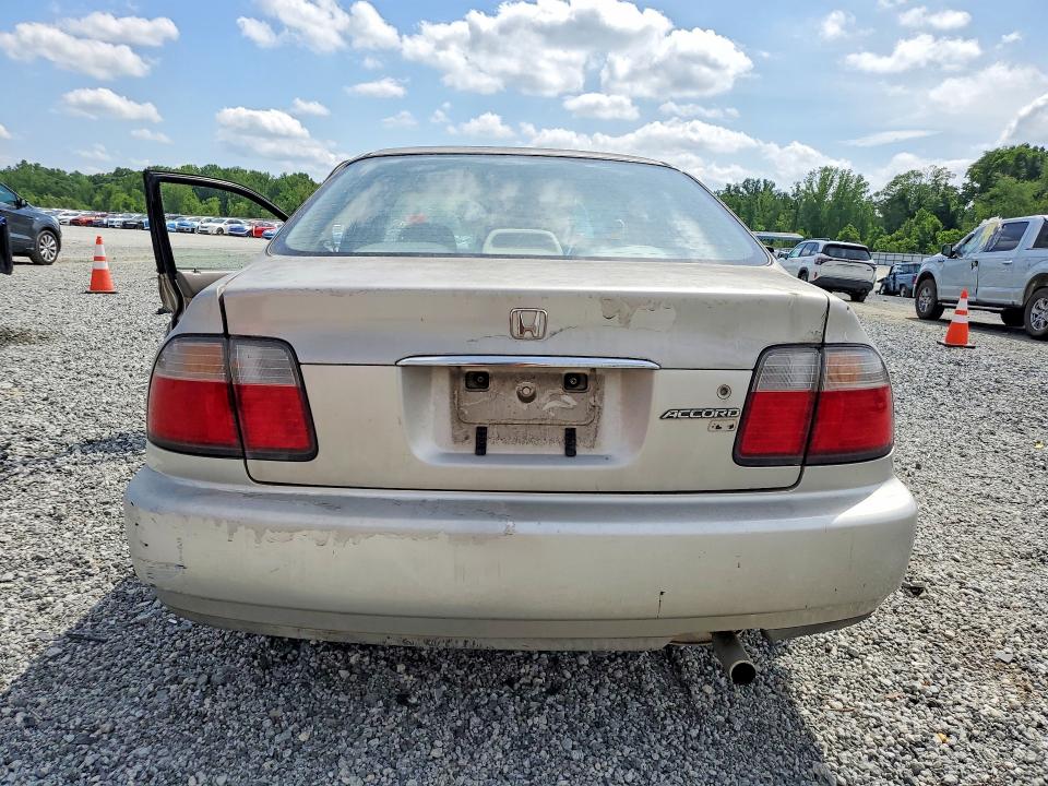 Aukcja sprzedaży 1997 Honda Accord, vin: 1HGCD5635VA136854, numer aukcji: 52669436