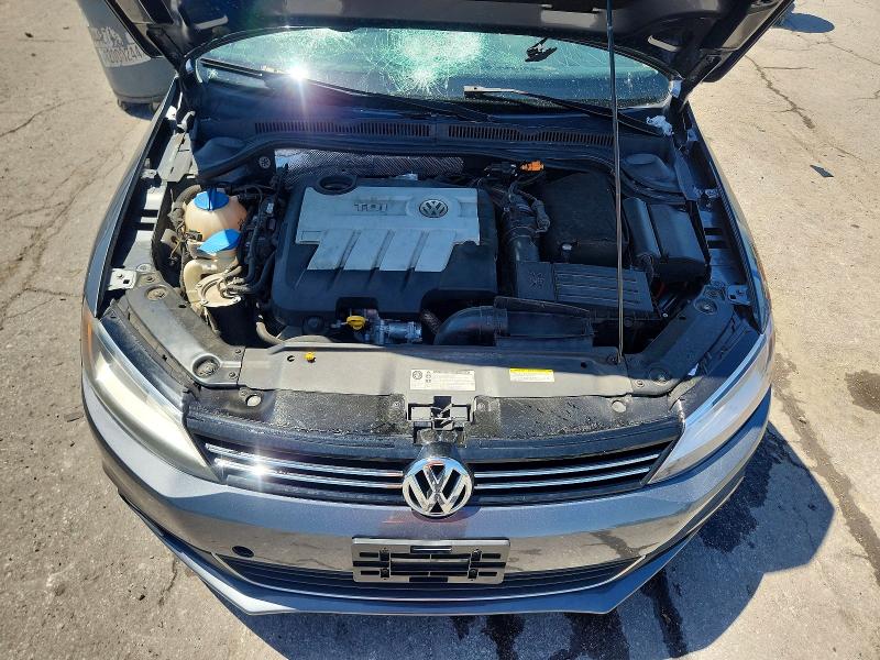53283006 :رقم المزاد ، 3VWLL7AJ6EM416608 vin ، 2014 Volkswagen Jetta مزاد بيع