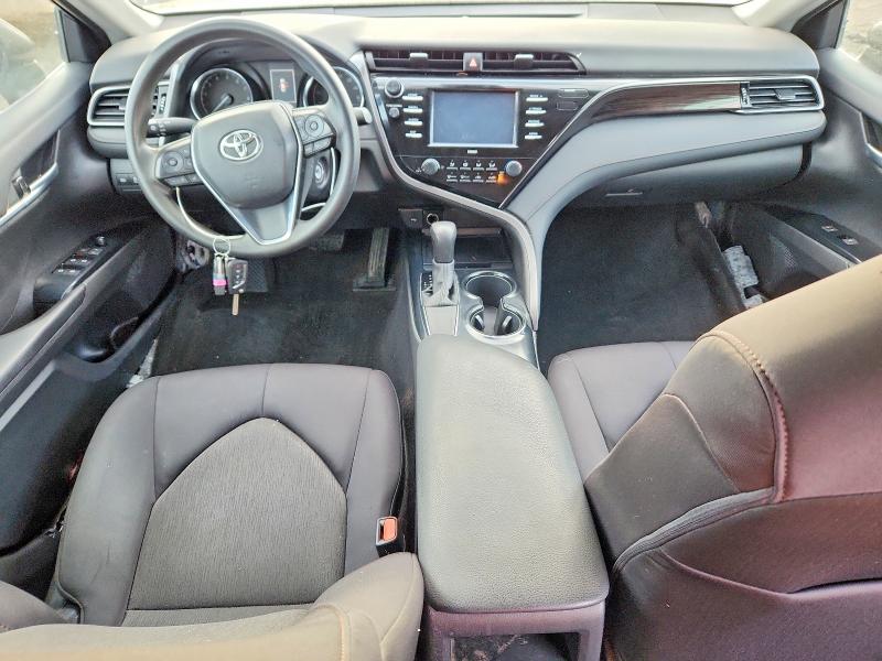 50267736 :رقم المزاد ، 4T1C11AK4LU381859 vin ، 2020 Toyota Camry مزاد بيع