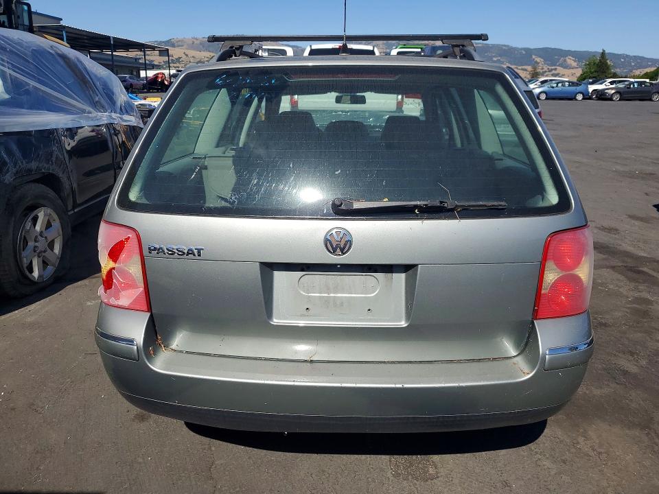 Продаж на аукціоні авто 2005 Volkswagen Passat, vin: WVWCD63B35E011635, номер лоту: 55011946