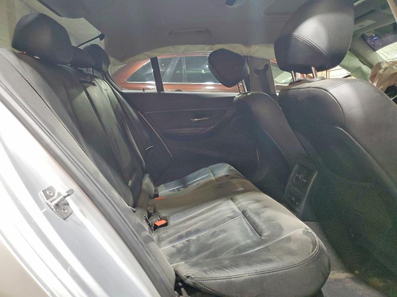 52364606 :رقم المزاد ، WBA3A5G57FNS91372 vin ، 2015 Bmw 328 مزاد بيع