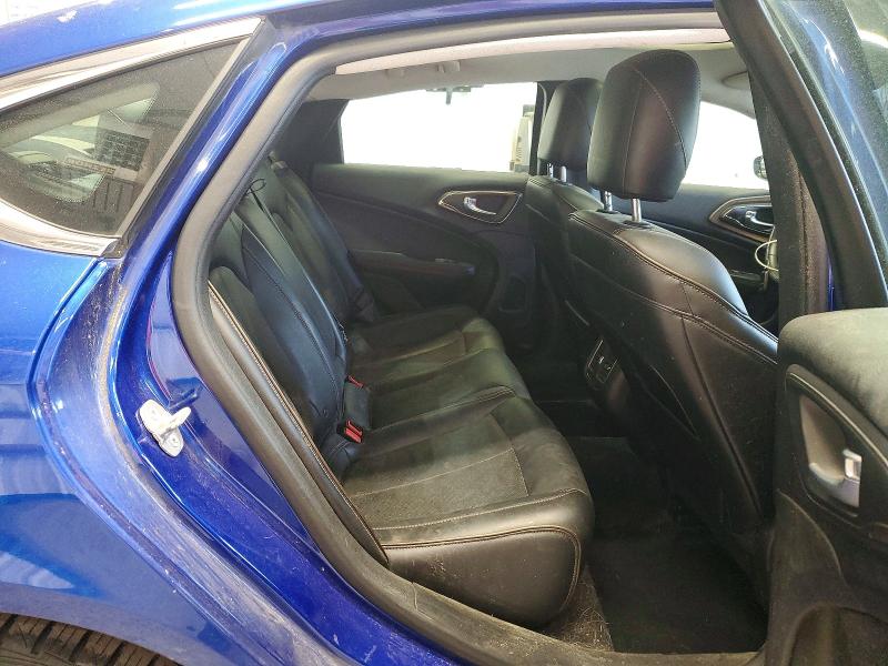 54885856 :رقم المزاد ، 1C3CCCEG6FN512423 vin ، 2015 Chrysler 200 مزاد بيع