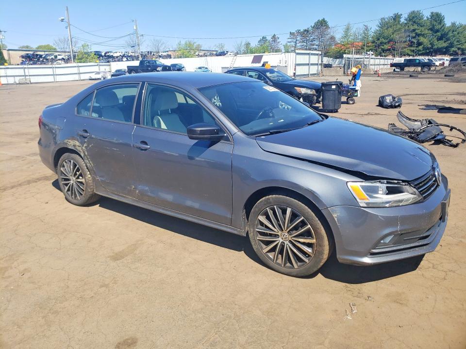 2015 Volkswagen Jetta მანქანა იყიდება აუქციონზე, vin: 3VWD17AJXFM225222, აუქციონის ნომერი: 52812866