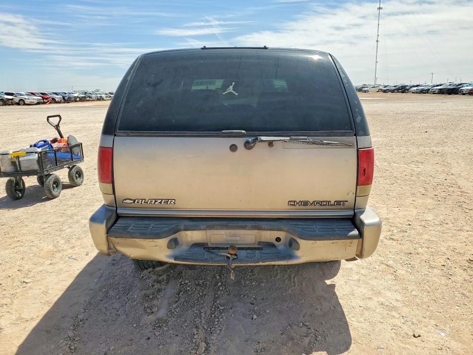 Auction sale of the 2000 Chevrolet Blazer, vin: 1GNCS13W4YK165103, lot number: 52417616