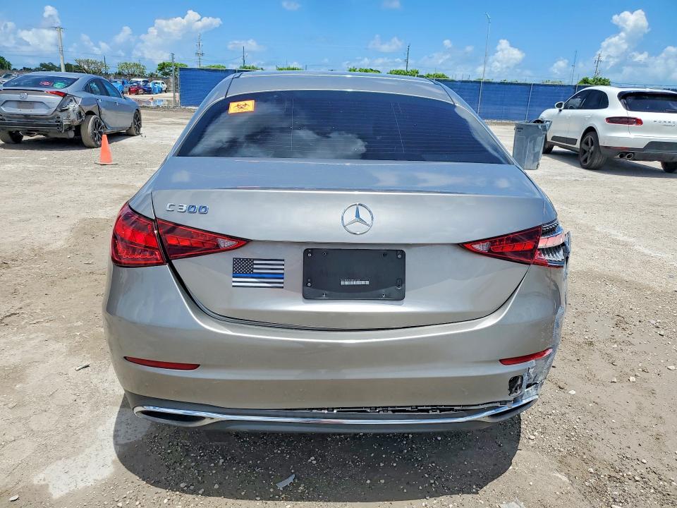 54076686 :رقم المزاد ، W1KAF4GB4NR041953 vin ، 2022 Mercedes-benz C مزاد بيع