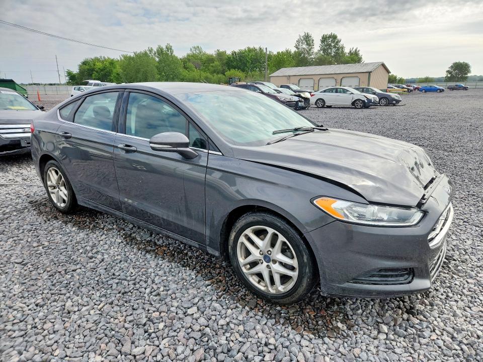 54266266 :رقم المزاد ، 1FA6P0H76F5112889 vin ، 2015 Ford Fusion مزاد بيع