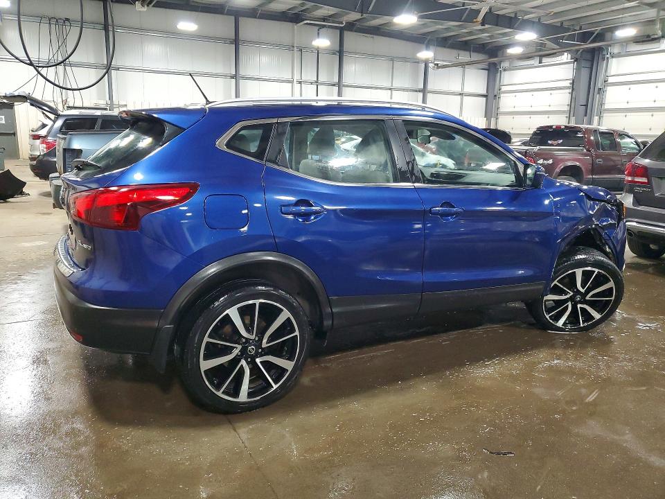 2018 Nissan Rogue Sport მანქანა იყიდება აუქციონზე, vin: JN1BJ1CR5JW207703, აუქციონის ნომერი: 52066186