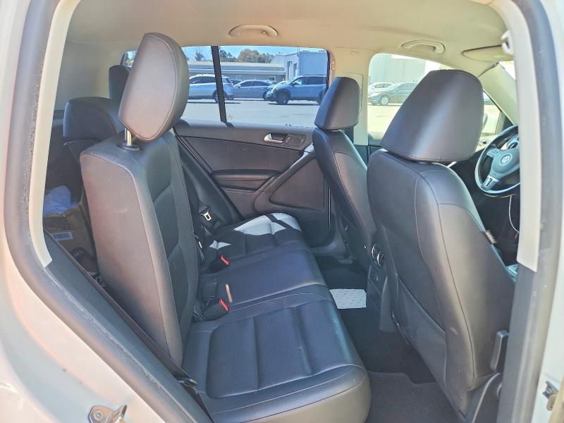Продажа на аукционе авто 2016 Volkswagen Tiguan, vin: WVGAV7AX2GW524912, номер лота: 53880606