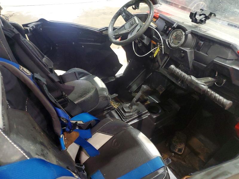 53626146 :رقم المزاد ، 4XAVBE877GB329038 vin ، 2016 Polaris Rzr مزاد بيع