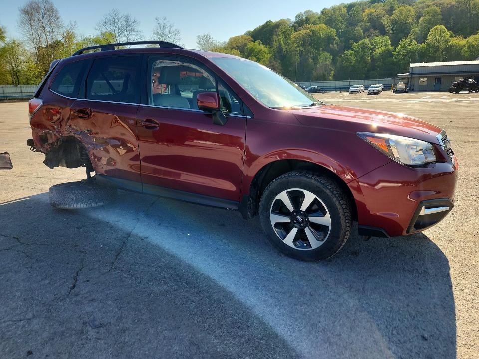 Auction sale of the 2017 Subaru Forester, vin: JF2SJAJC4HH546951, lot number: 52757296
