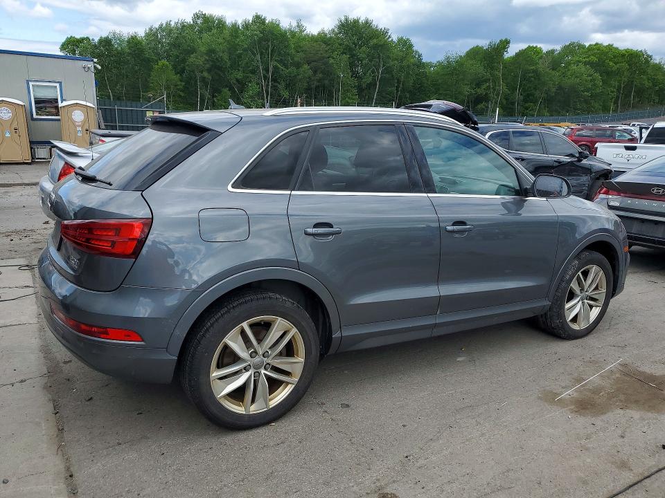 2017 Audi Q3 მანქანა იყიდება აუქციონზე, vin: WA1JCCFS5HR004200, აუქციონის ნომერი: 55244826