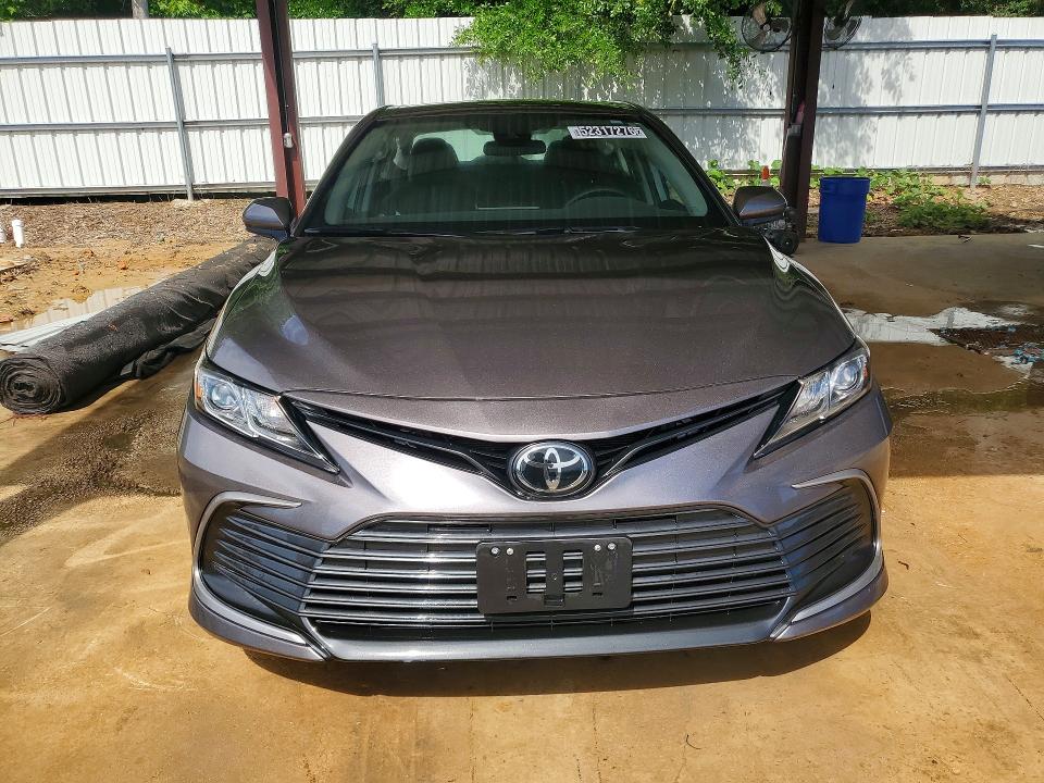 52317276 :رقم المزاد ، 4T1C11AK3RU862310 vin ، 2024 Toyota Camry مزاد بيع