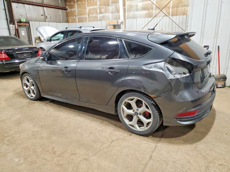 Продажа на аукционе авто 2016 Ford Focus, vin: 1FADP3L97GL377593, номер лота: 52971926