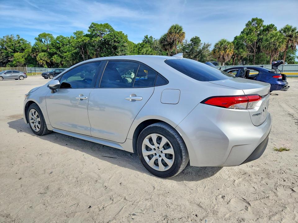 52645196 :رقم المزاد ، JTDBCMFE8RJ017369 vin ، 2024 Toyota Corolla Hybrid مزاد بيع