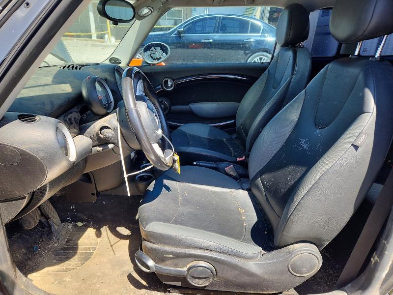 Продаж на аукціоні авто 2010 Mini Cooper, vin: WMWML3C57ATX38960, номер лоту: 52893166