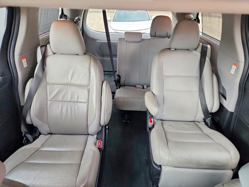 Продажа на аукционе авто 2016 Toyota Sienna, vin: 5TDYK3DC1GS765275, номер лота: 54835476