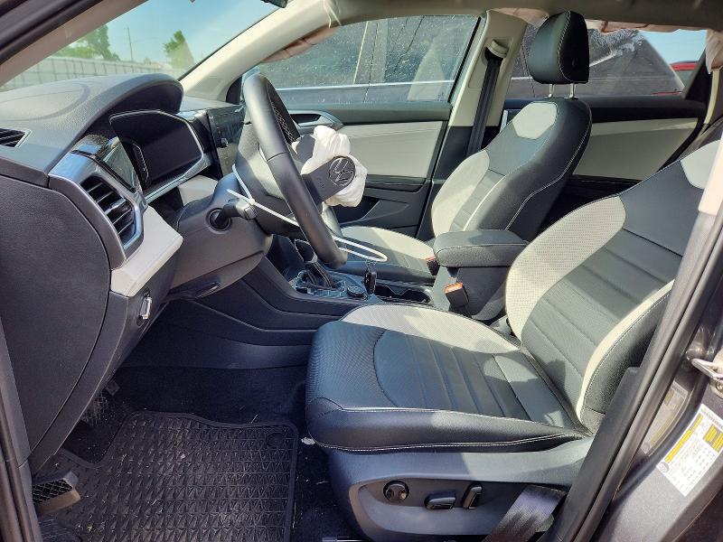 52844056 :رقم المزاد ، 3VV4C7B24SM027946 vin ، 2025 Volkswagen Taos مزاد بيع