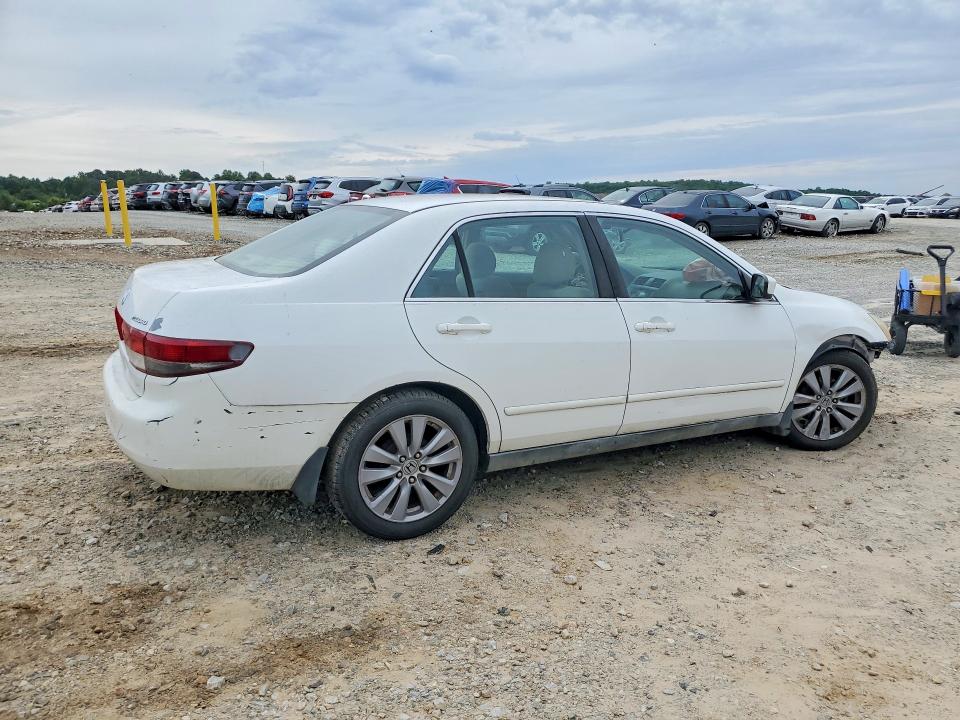 2003 Honda Accord მანქანა იყიდება აუქციონზე, vin: 1HGCM56333A008660, აუქციონის ნომერი: 51869576