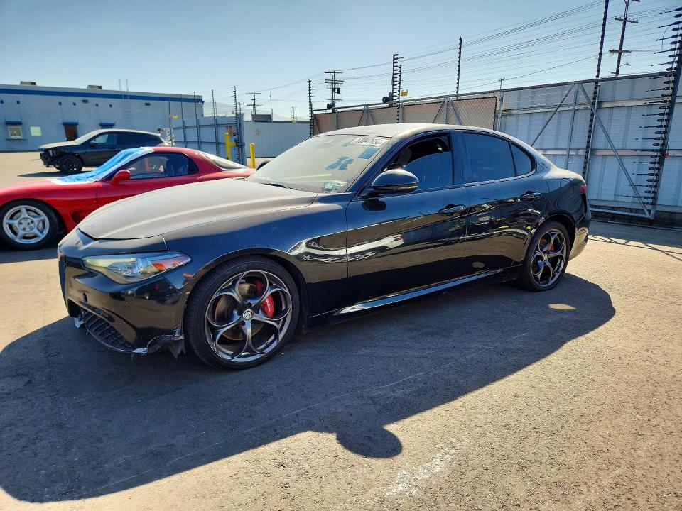Auction sale of the 2017 Alfa Romeo Giulia, vin: ZARFAECN6H7552414, lot number: 53047656