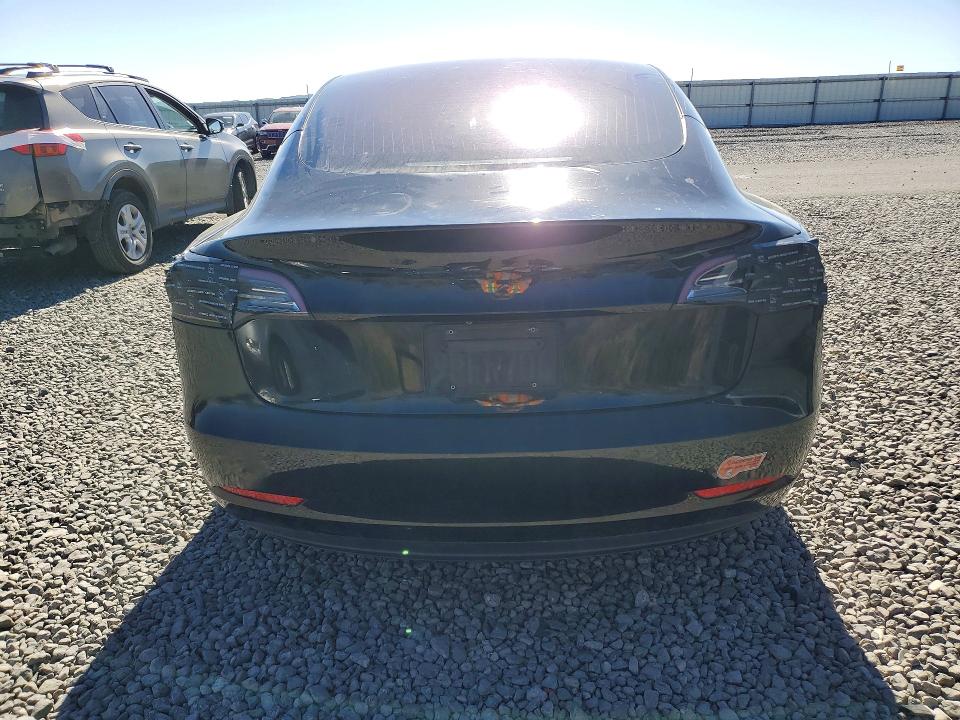 52963546 :رقم المزاد ، 5YJ3E1EA3KF306118 vin ، 2019 Tesla Model 3 مزاد بيع