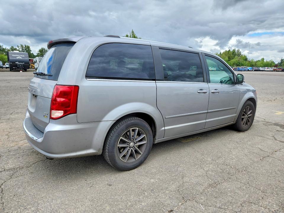 55032196 :رقم المزاد ، 2C4RDGCG6HR616767 vin ، 2017 Dodge Grand Caravan مزاد بيع