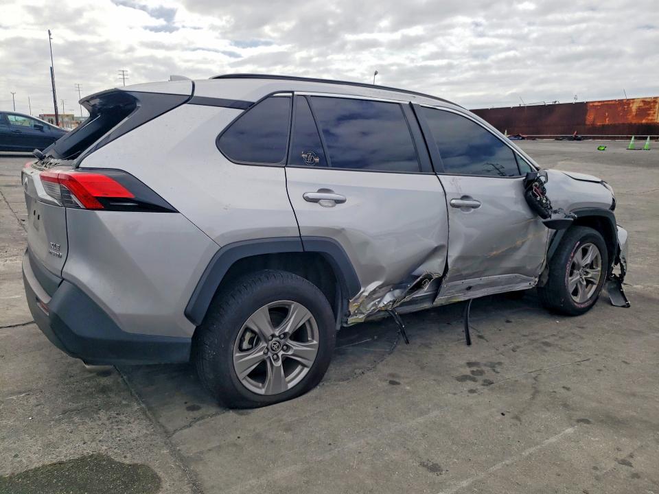 2024 Toyota Rav4 Hybrid მანქანა იყიდება აუქციონზე, vin: 2T3RWRFVXRW222633, აუქციონის ნომერი: 54082526
