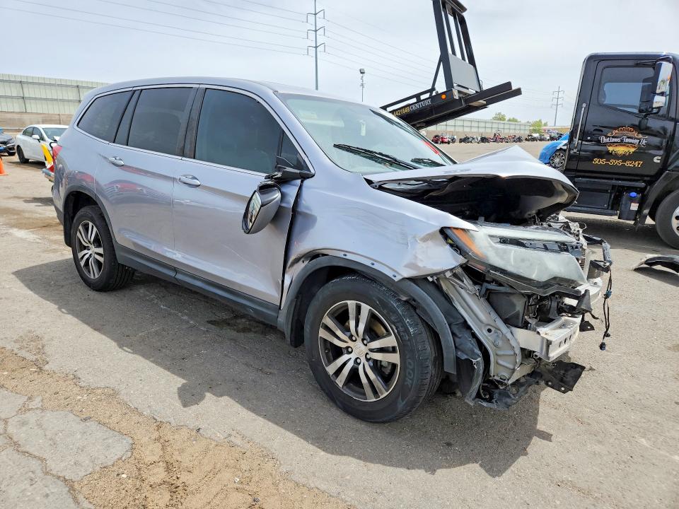 52241656 :رقم المزاد ، 5FNYF6H87HB032102 vin ، 2017 Honda Pilot مزاد بيع