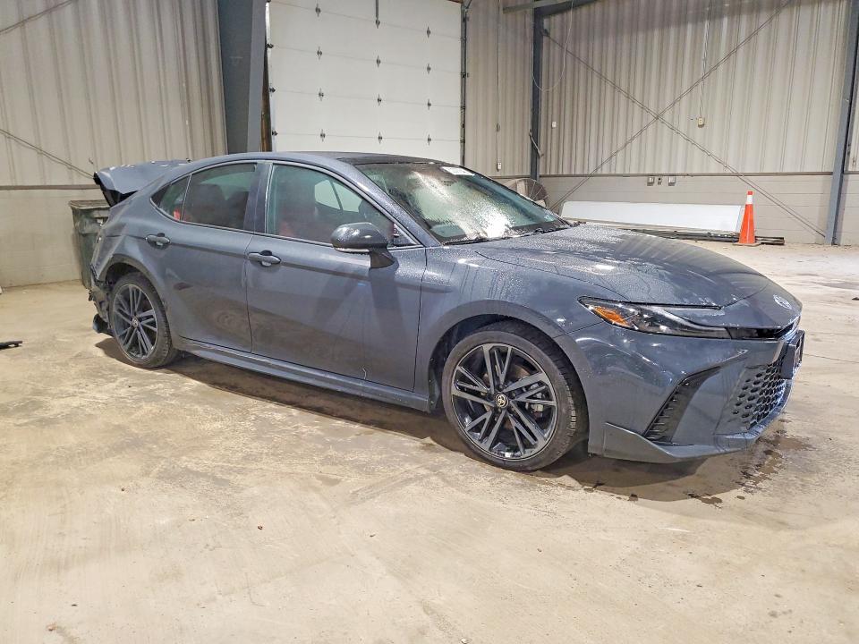 2025 Toyota Camry მანქანა იყიდება აუქციონზე, vin: 4T1DBADKXSU531498, აუქციონის ნომერი: 52097646