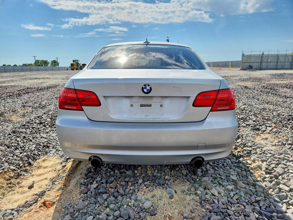 2011 Bmw 335 მანქანა იყიდება აუქციონზე, vin: WBAKF9C53BE619360, აუქციონის ნომერი: 53161076